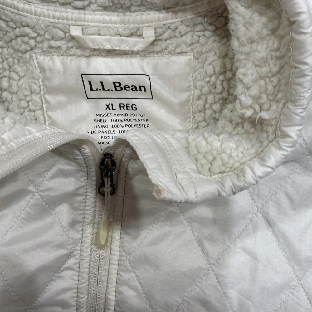 L.L Bean Cream Sherpa Lined Vest Quilted‎ Size XLR HIKING CASUAL TRAVEL